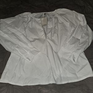 White long sleeve blouse NWT